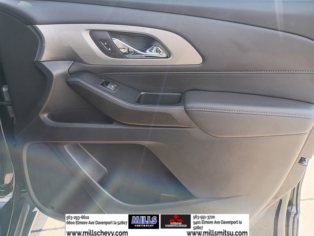 Used 2023 Chevrolet Traverse LT w/ LPO, Floor Liner Package image 17