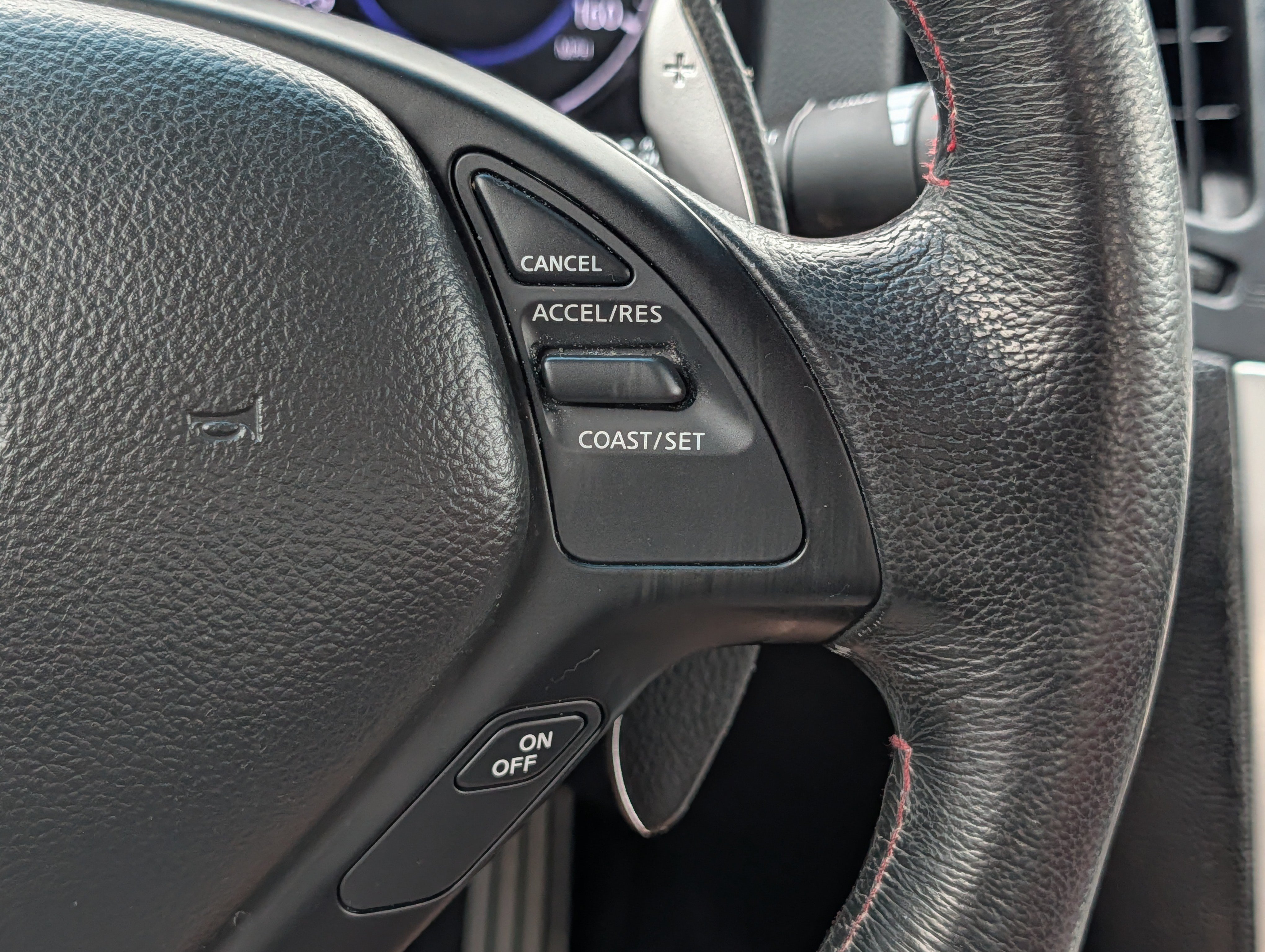 Used 2011 INFINITI G37 IPL RWD image 30