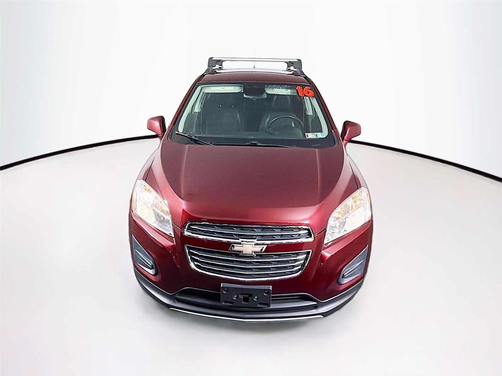 Used 2016 Chevrolet Trax LT w/ LT Convenience Package AWD/4WD image 13