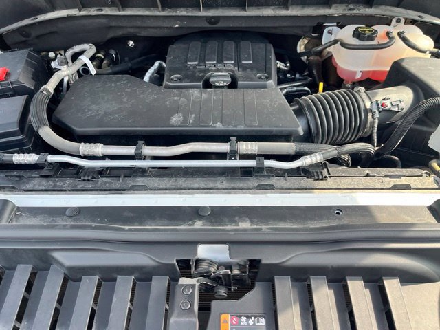 Used 2025 Chevrolet Silverado 1500 LT RWD image 29