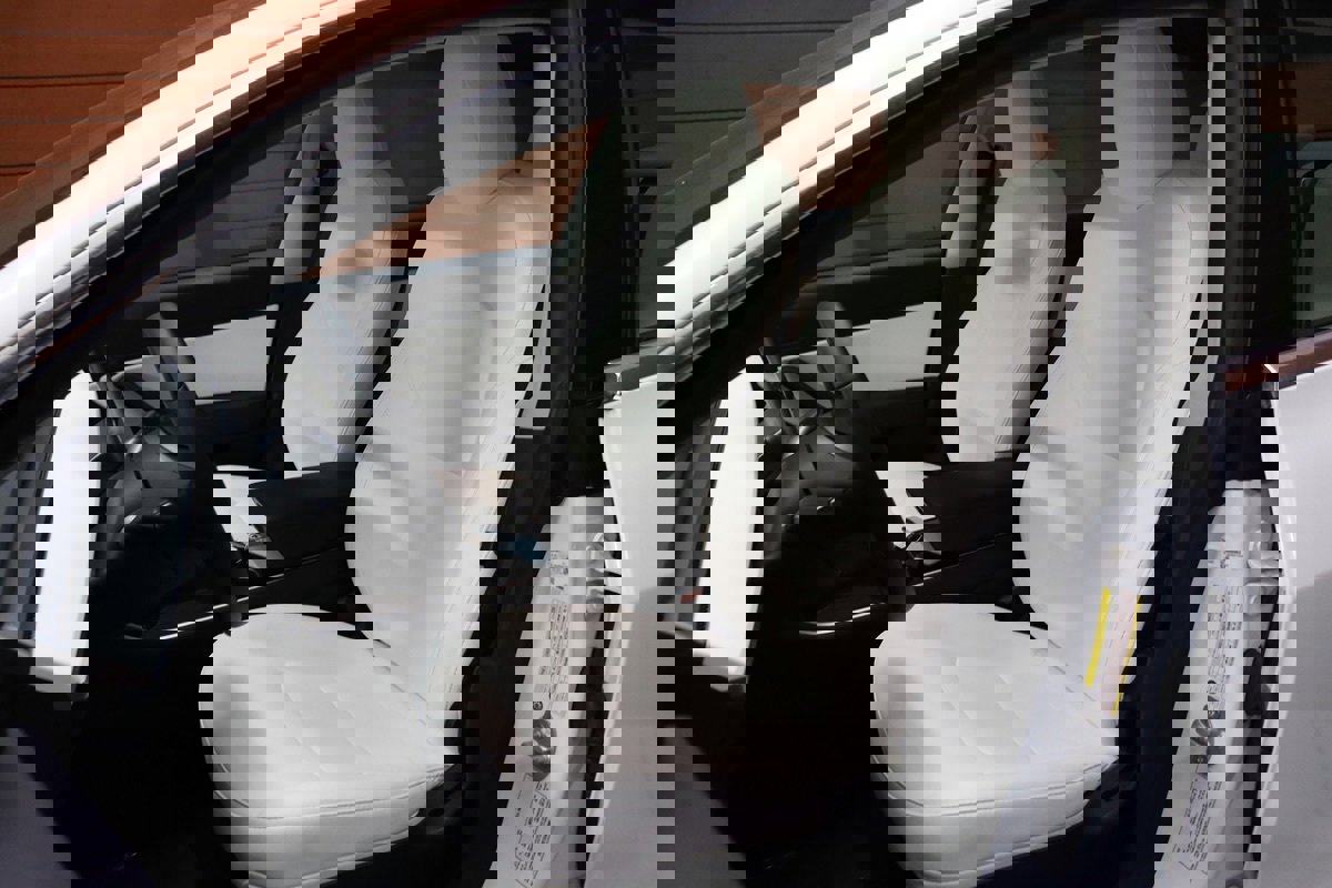 Used 2020 Tesla Model 3 Performance image 24