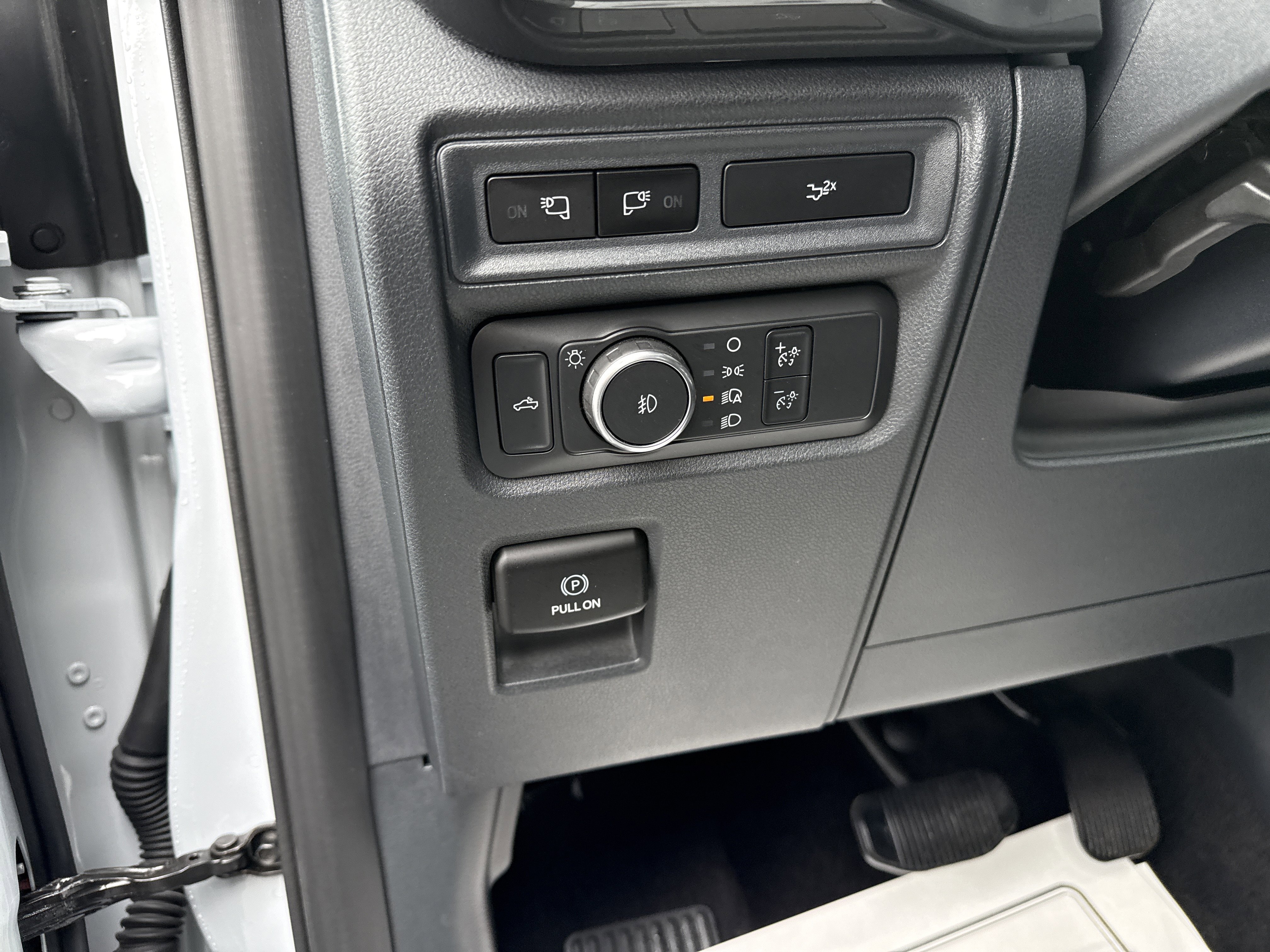 Used 2022 Ford F150 XLT w/ Equipment Group 302A High image 19