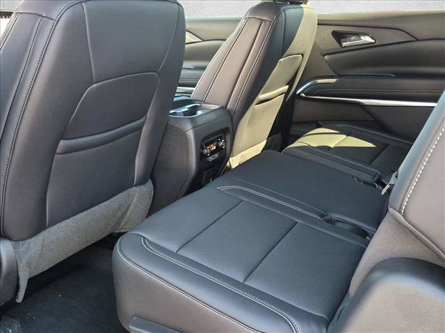 New 2027 Chevrolet Traverse LT w/ Sun and Wheel Package FWD image 16