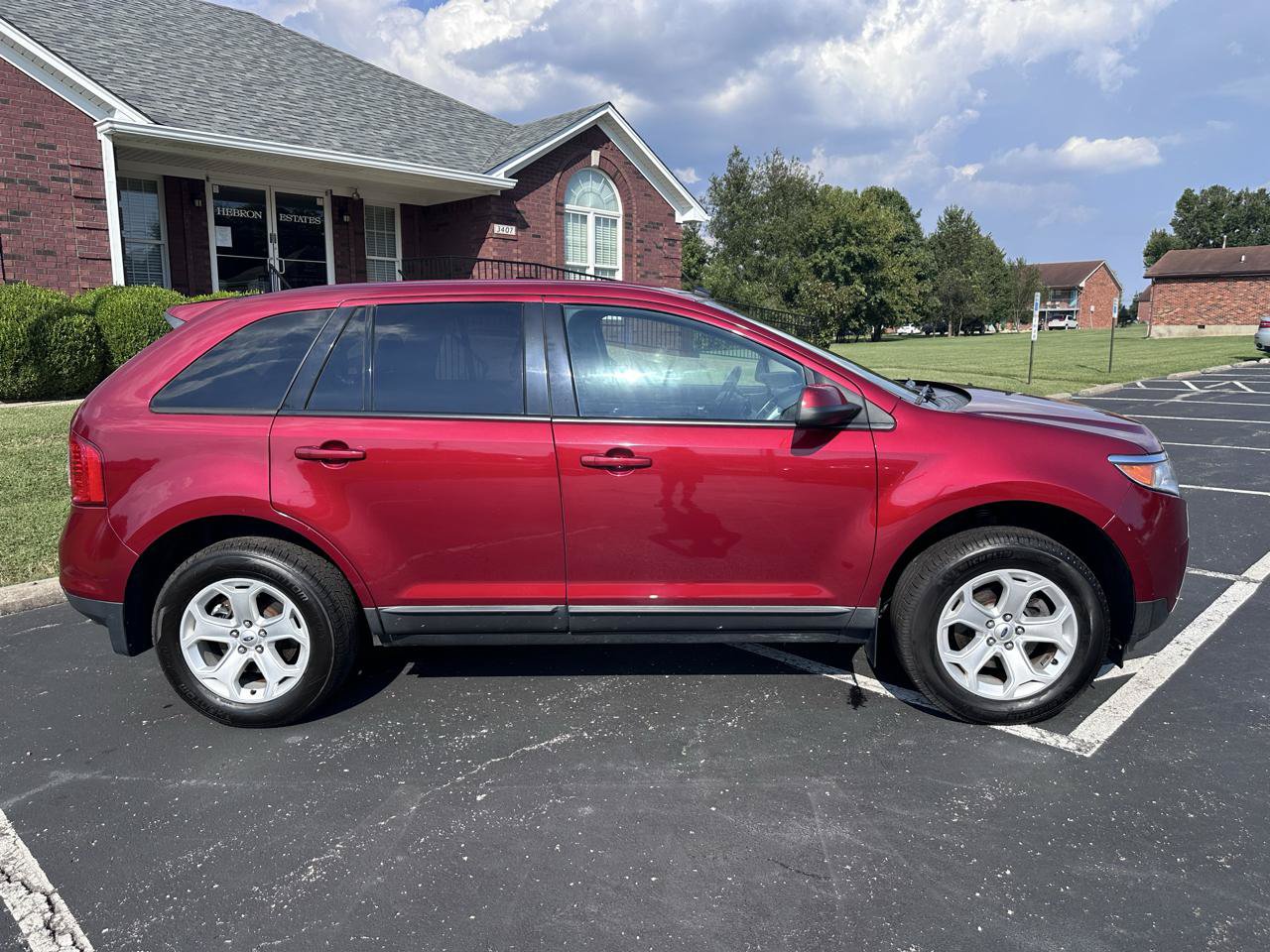 Used 2013 Ford Edge SEL FWD image 9