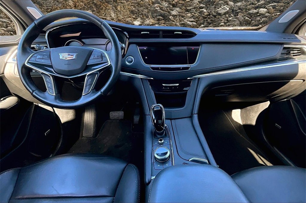 Used 2020 Cadillac XT5 Premium Luxury image 14