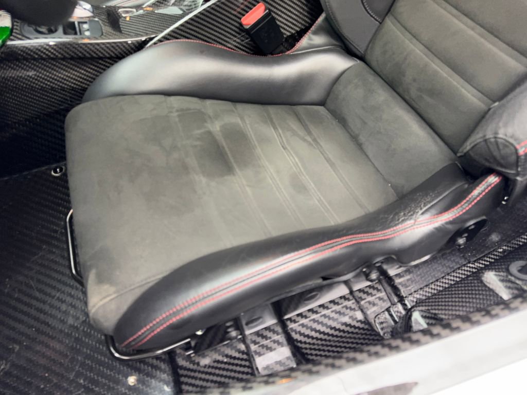 Used 2018 Alfa Romeo 4C Base image 26