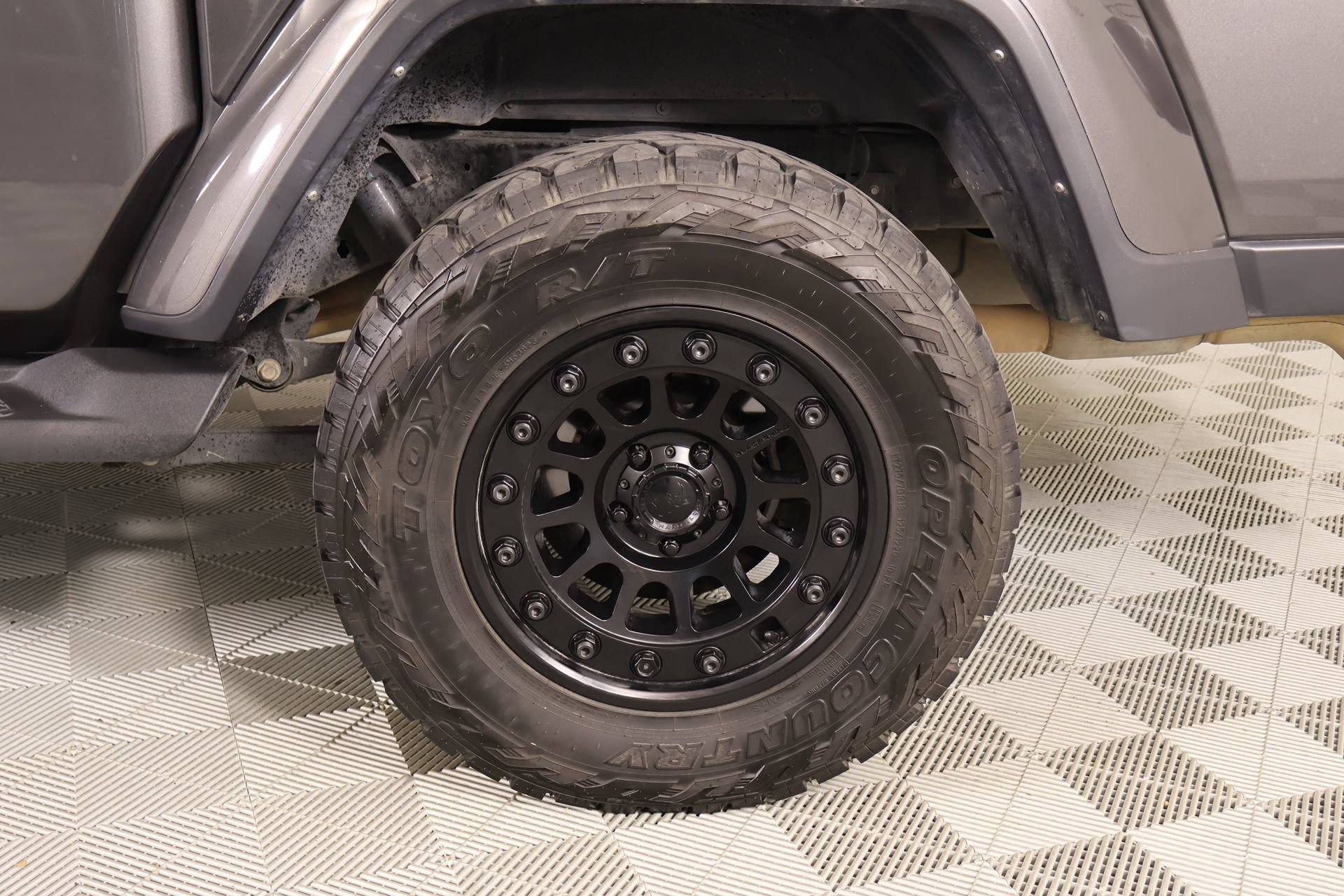 Used 2022 Jeep Gladiator Overland w/ Popular Equipment Package AWD/4WD image 18