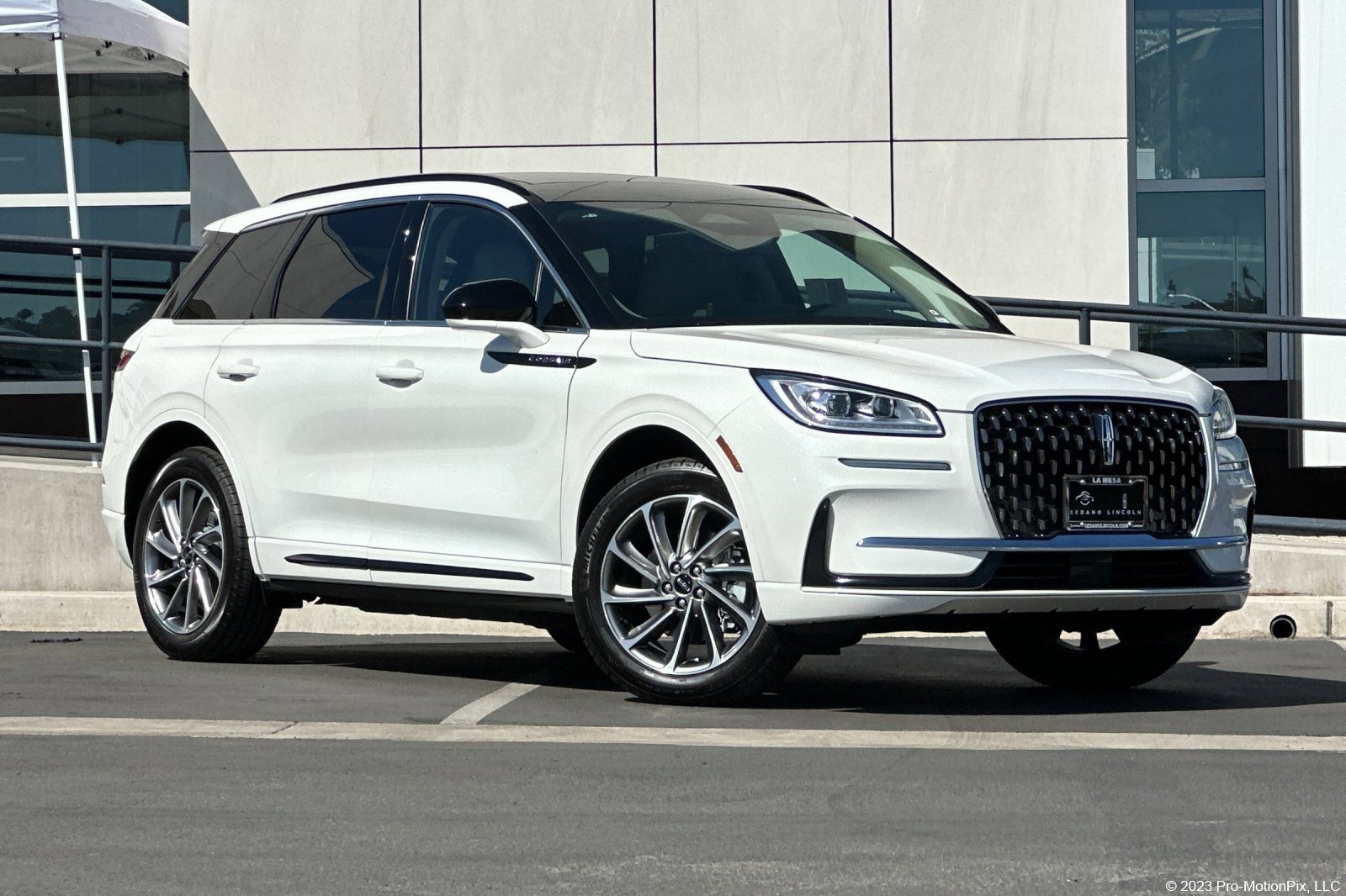 New 2025 Lincoln Corsair Grand Touring image 1