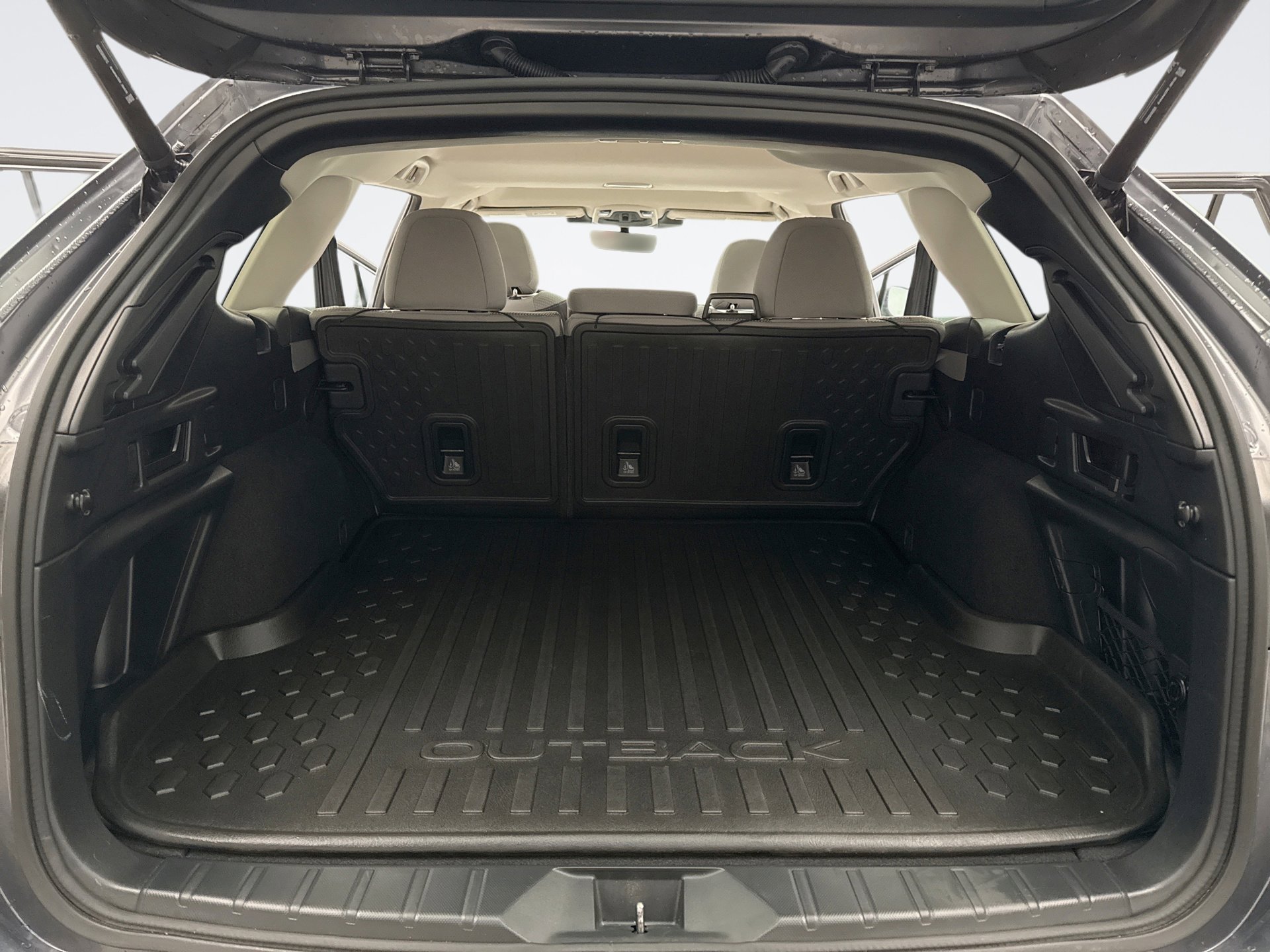 Used 2023 Subaru Outback Premium image 23