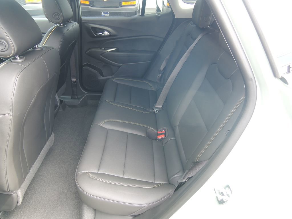 New 2026 Chevrolet Trax ACTIV w/ Driver Confidence Package FWD image 26