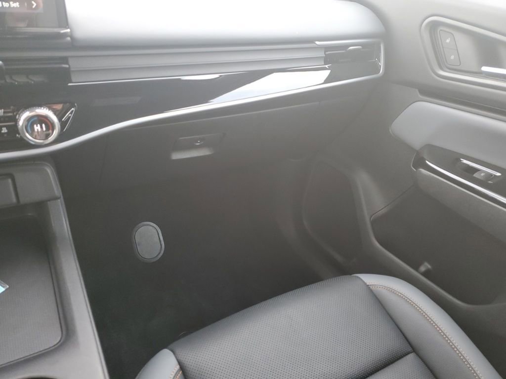 Certified 2024 Honda Prologue Elite image 18