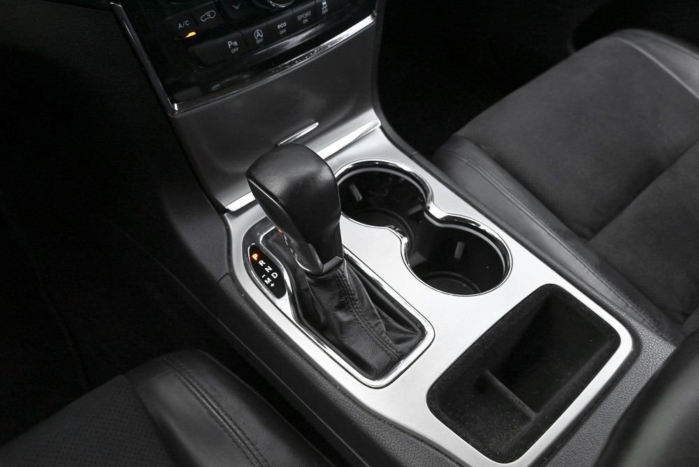 Used 2021 Jeep Grand Cherokee Laredo X RWD image 25