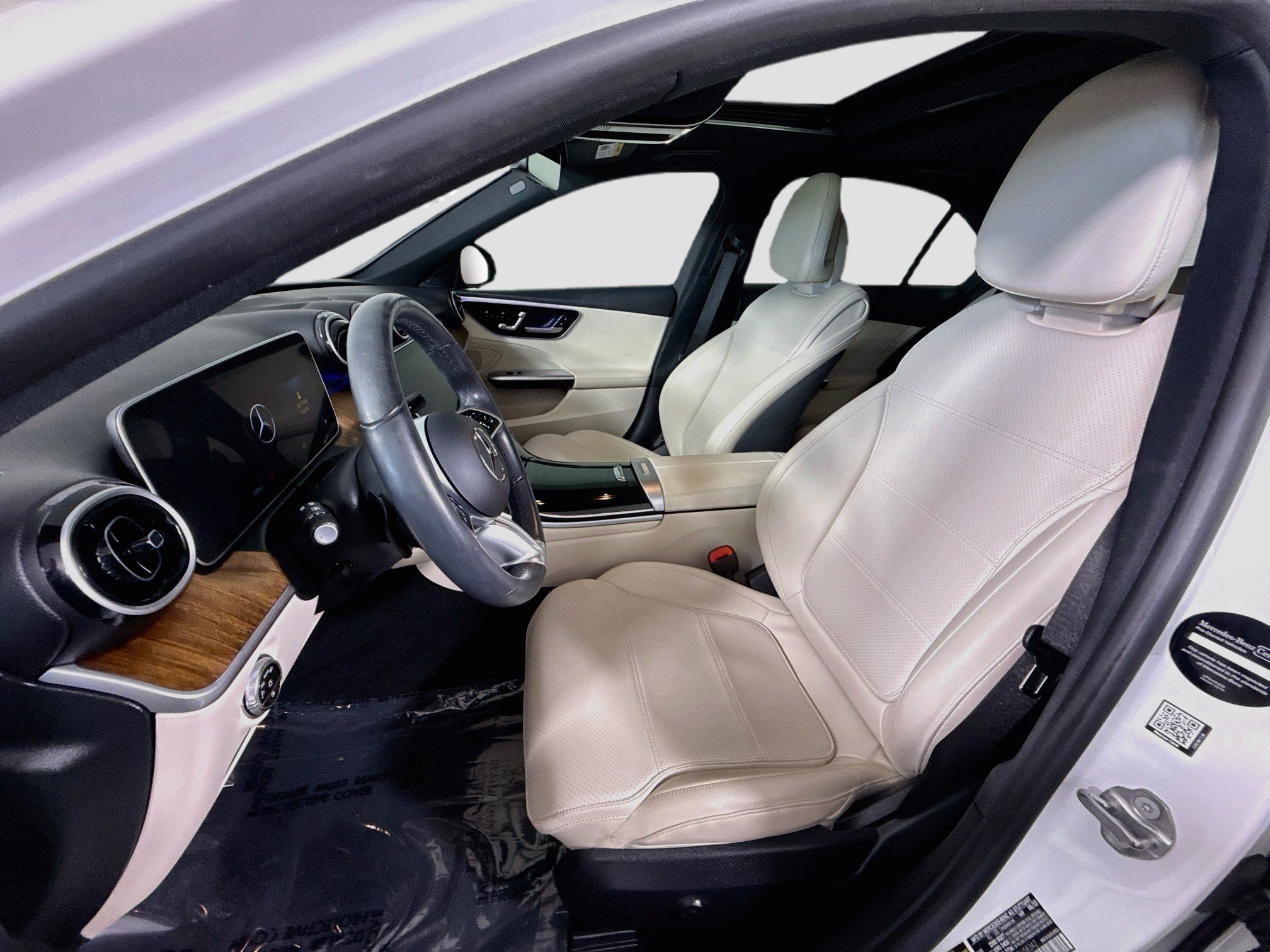 Used 2024 Mercedes-Benz C 300 Sedan image 22