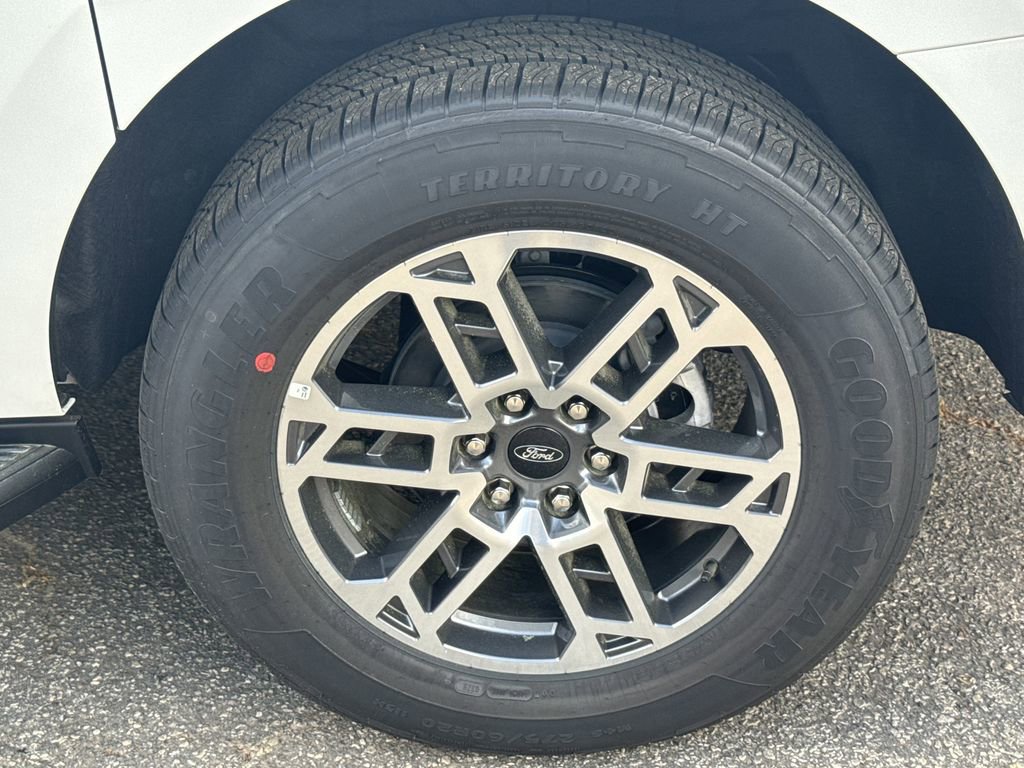 New 2026 Ford Expedition Max Active RWD image 20
