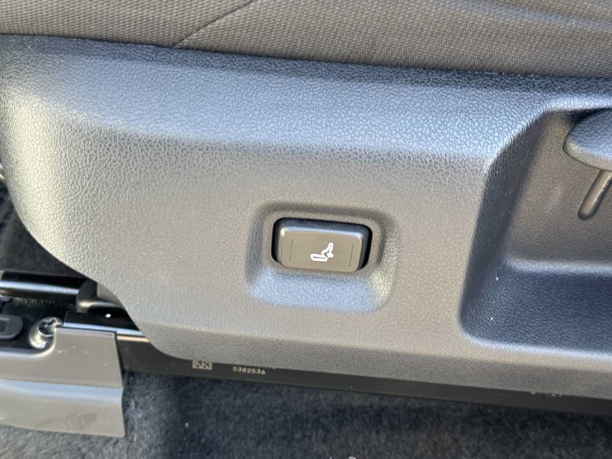 Used 2026 Toyota Tacoma SR5 RWD image 27