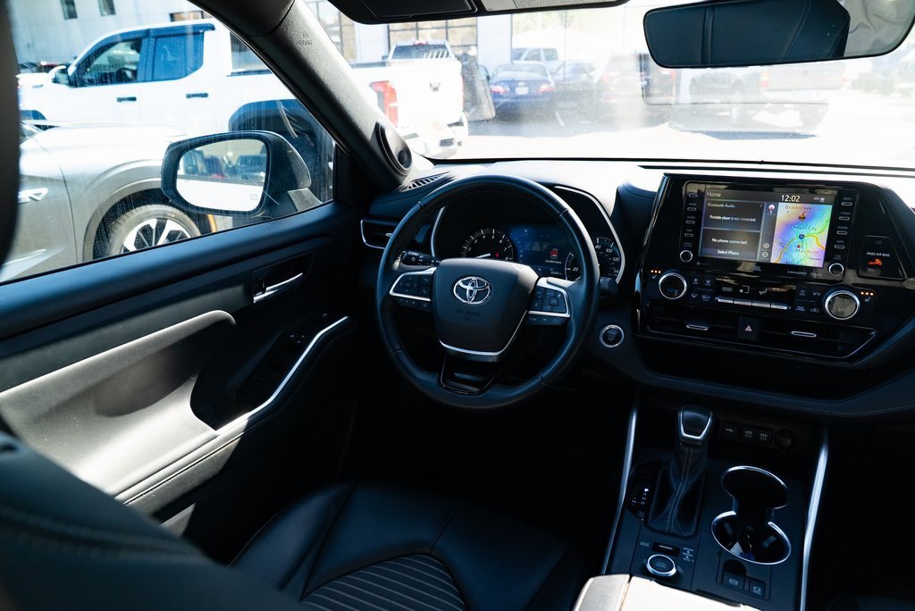 Used 2021 Toyota Highlander XSE image 9