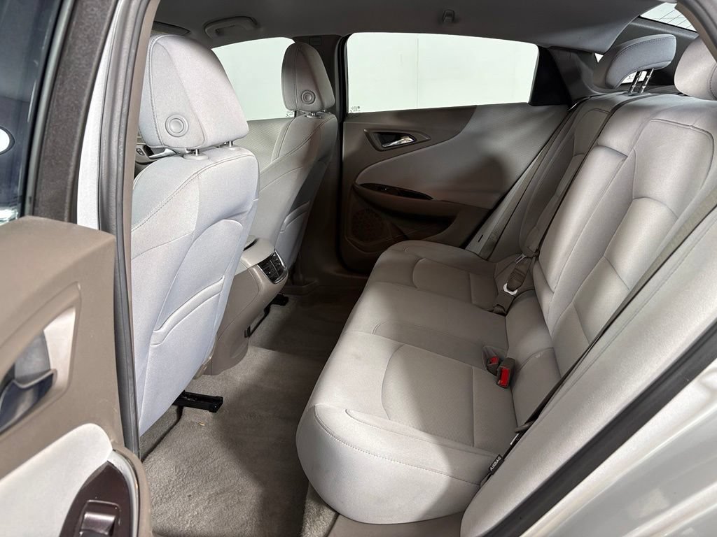 Used 2021 Chevrolet Malibu LT FWD image 37