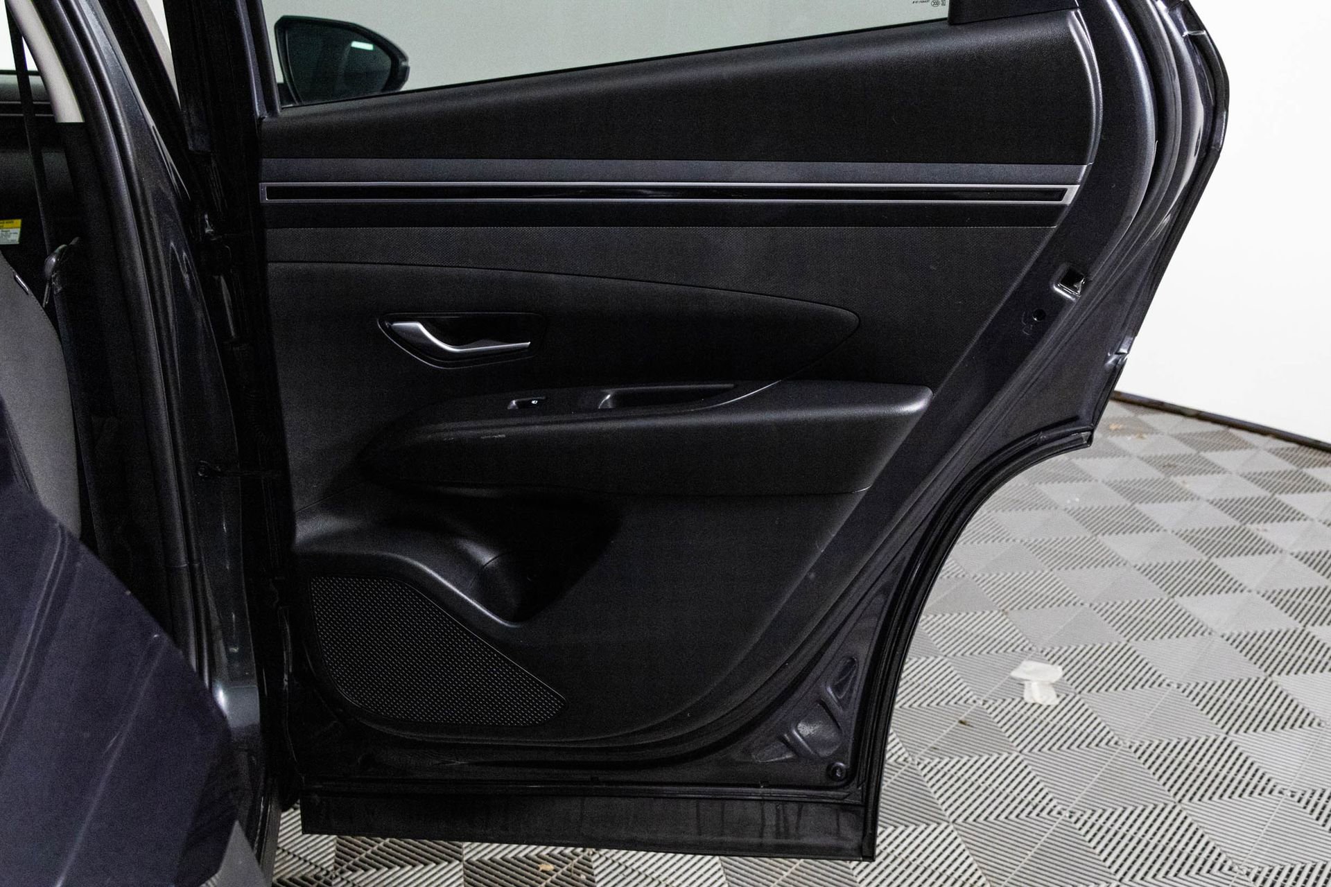 Used 2022 Hyundai Tucson SE image 37