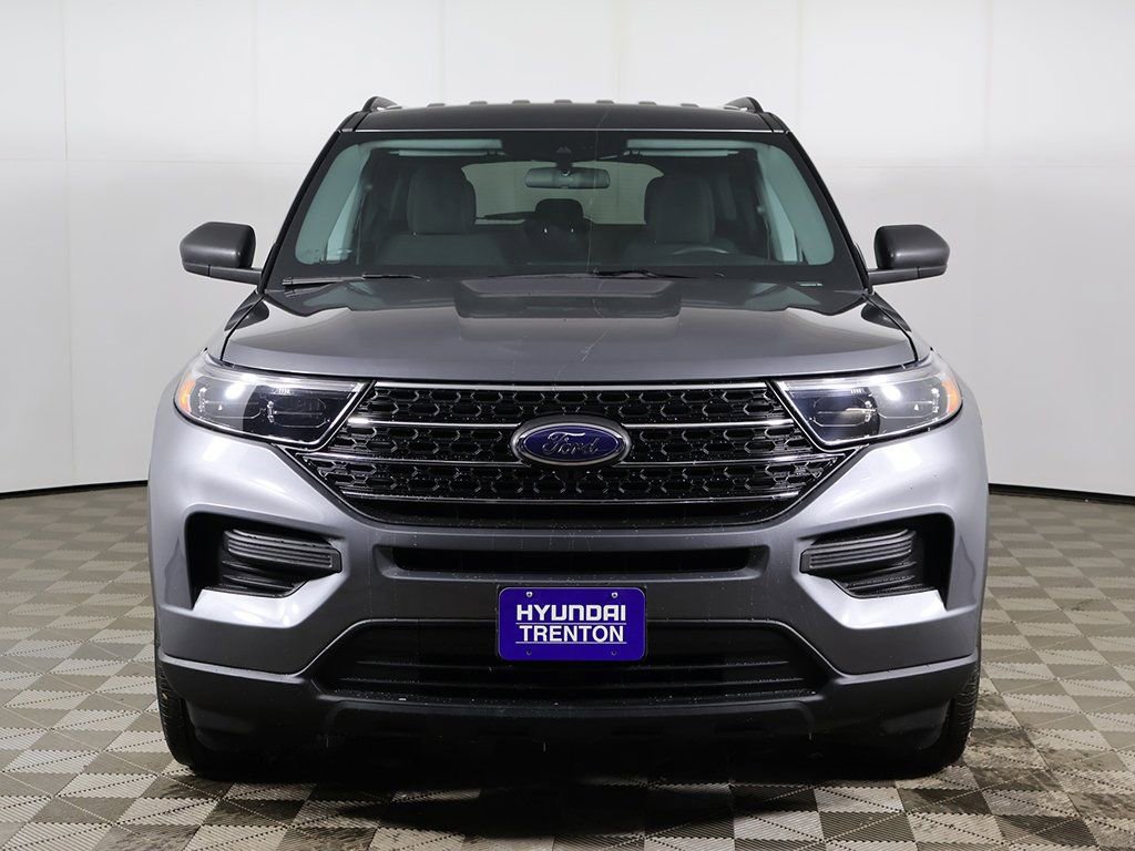 Used 2022 Ford Explorer XLT image 9