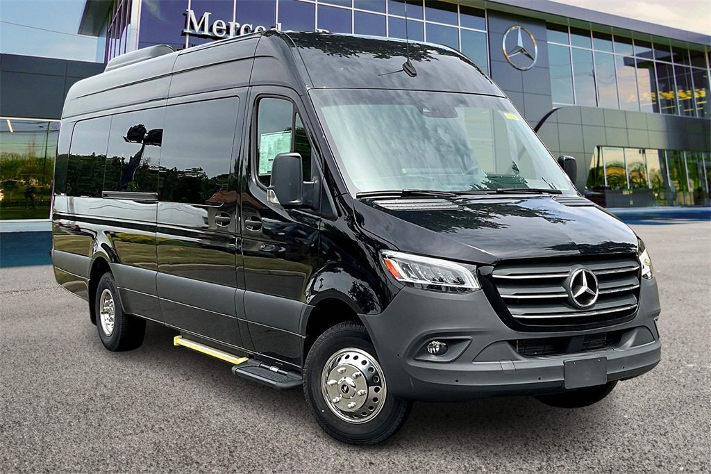 New 2024 Mercedes-Benz Sprinter 3500