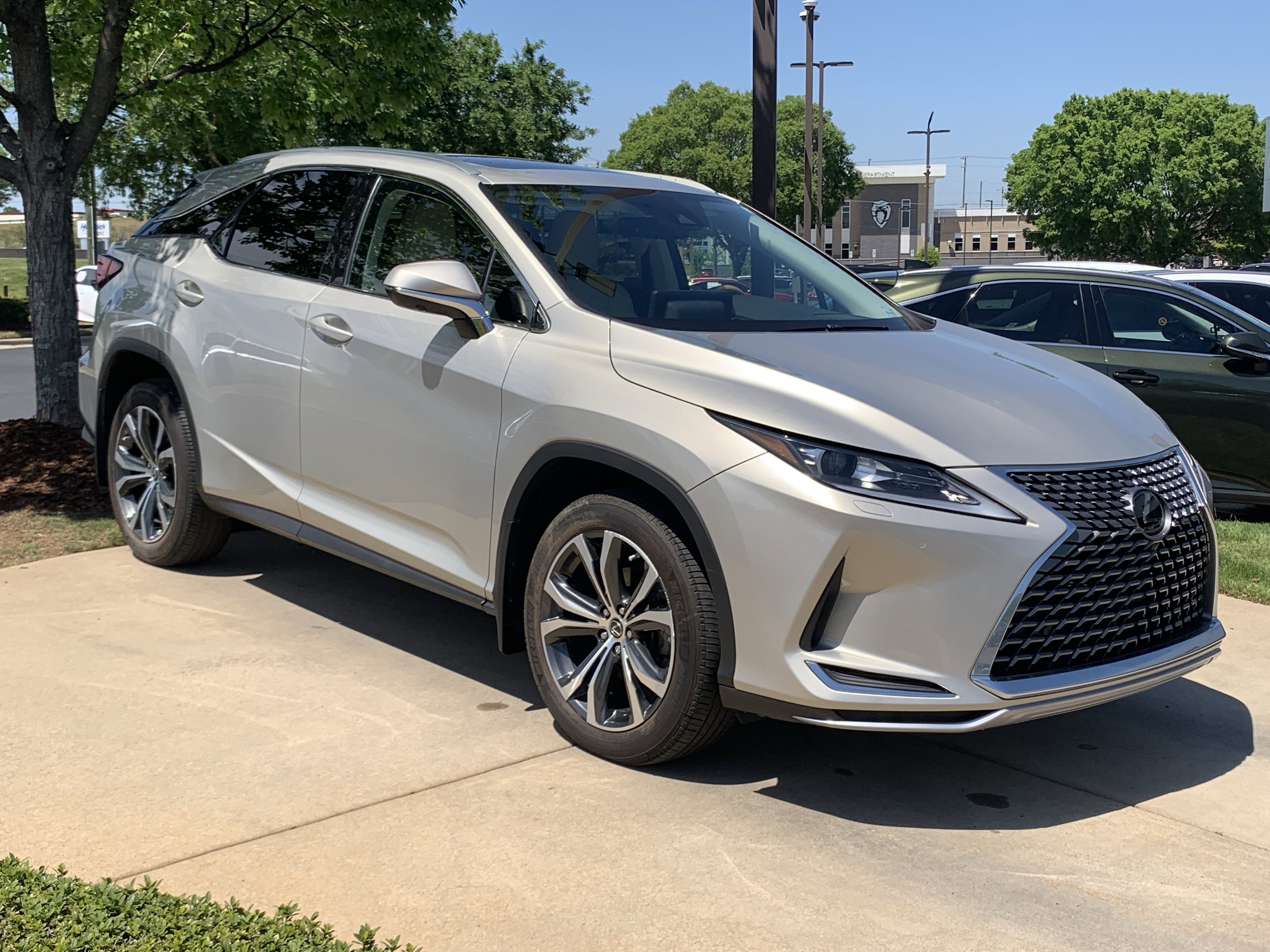 Used 2021 Lexus RX 350 AWD w/ Premium Package image 2
