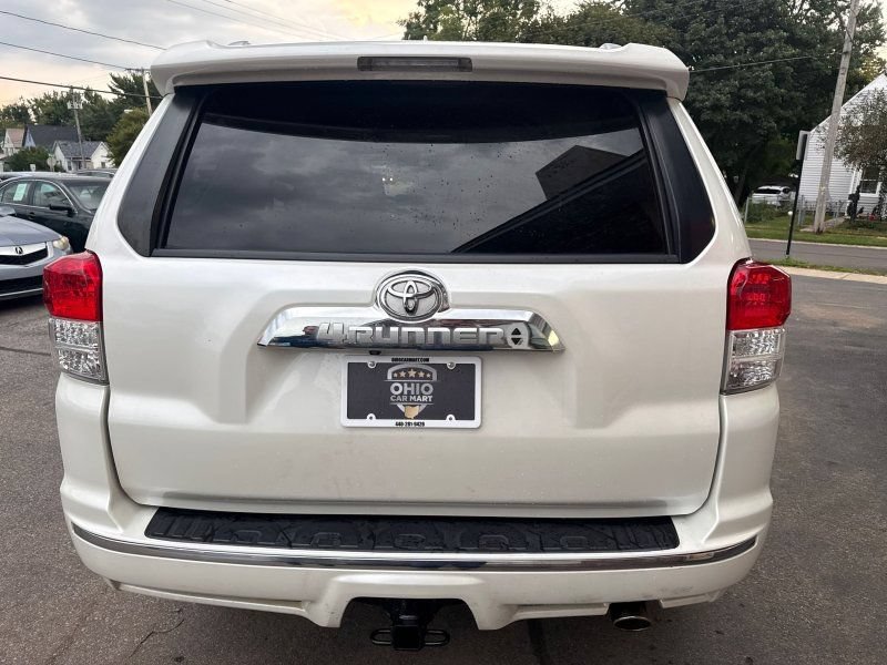 Used 2011 Toyota 4Runner Limited AWD/4WD image 6