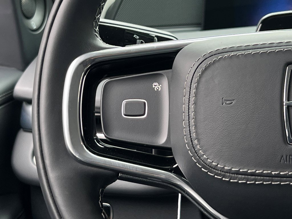 New 2026 Lincoln Navigator Premiere image 18