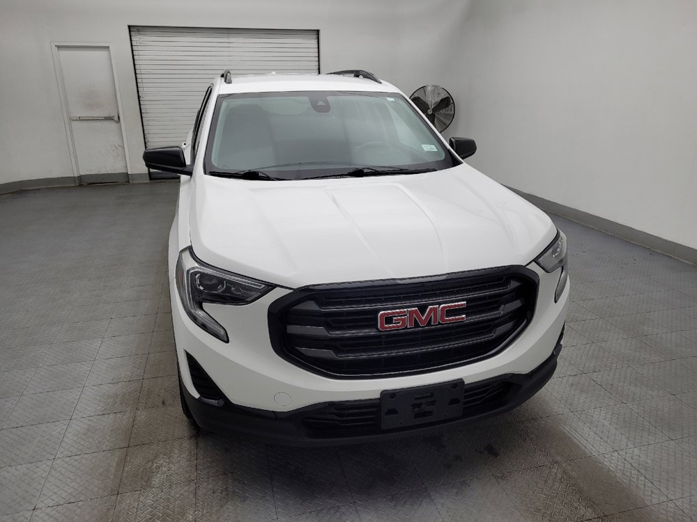 Used 2020 GMC Terrain SLE w/ Driver Convenience Package image 14