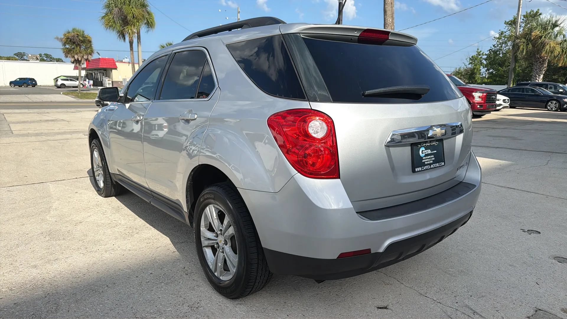 Used 2015 Chevrolet Equinox LT FWD image 3