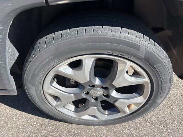 Used 2018 Jeep Compass Limited image 11
