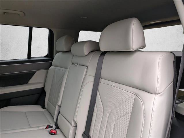 New 2026 Hyundai Santa Fe SEL FWD image 18