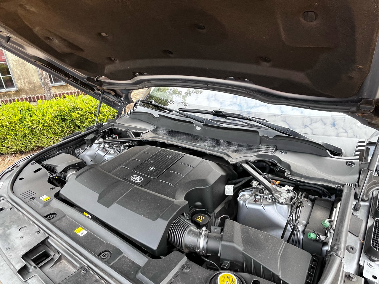 Used 2019 Land Rover Range Rover HSE image 24