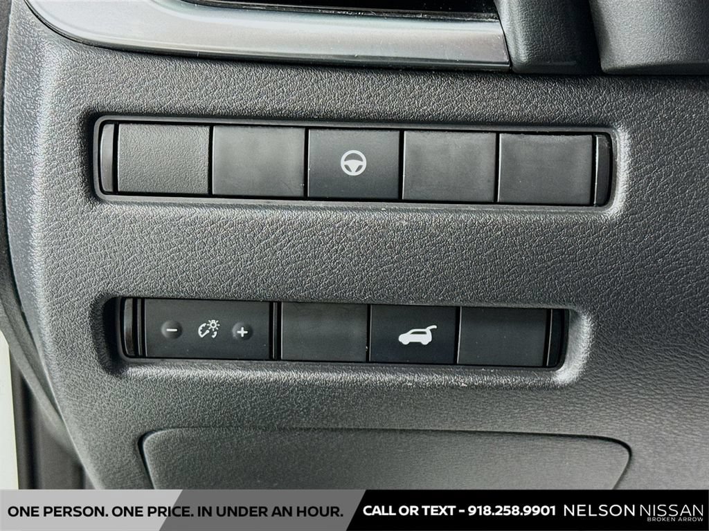 Certified 2022 Nissan Rogue SL AWD/4WD image 10