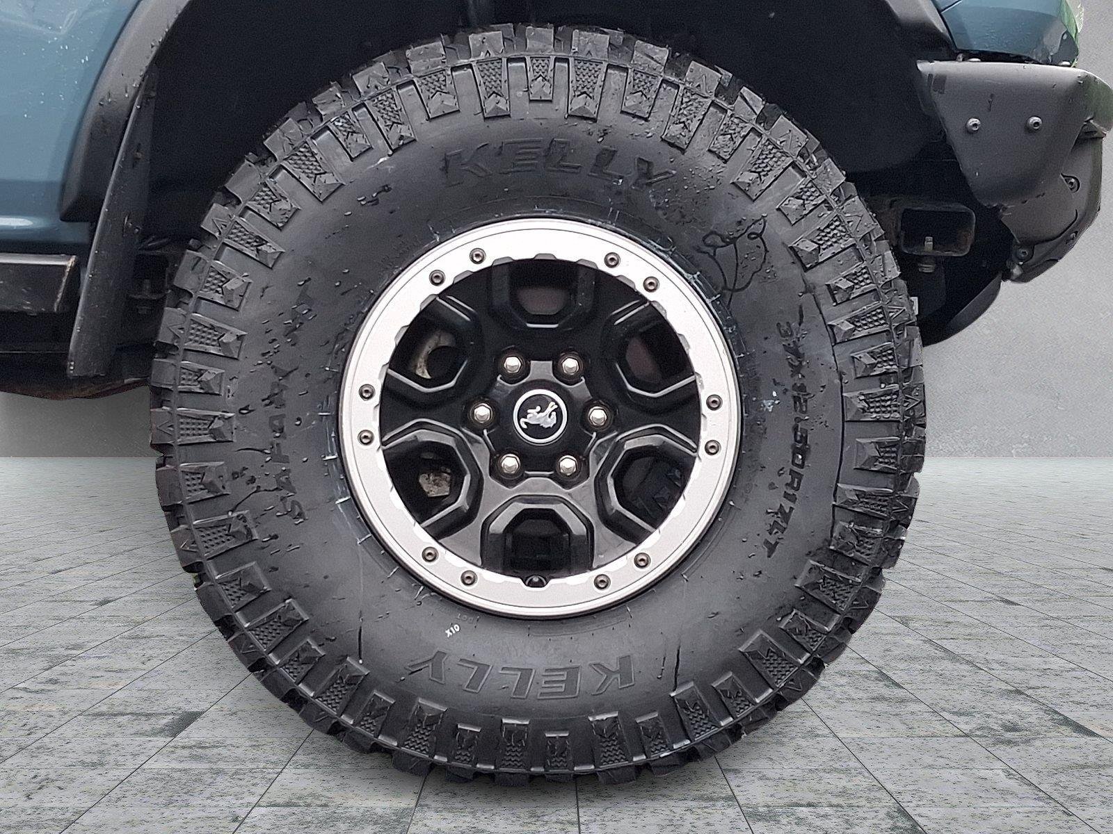 Used 2022 Ford Bronco Black Diamond w/ Sasquatch Package AWD/4WD image 8