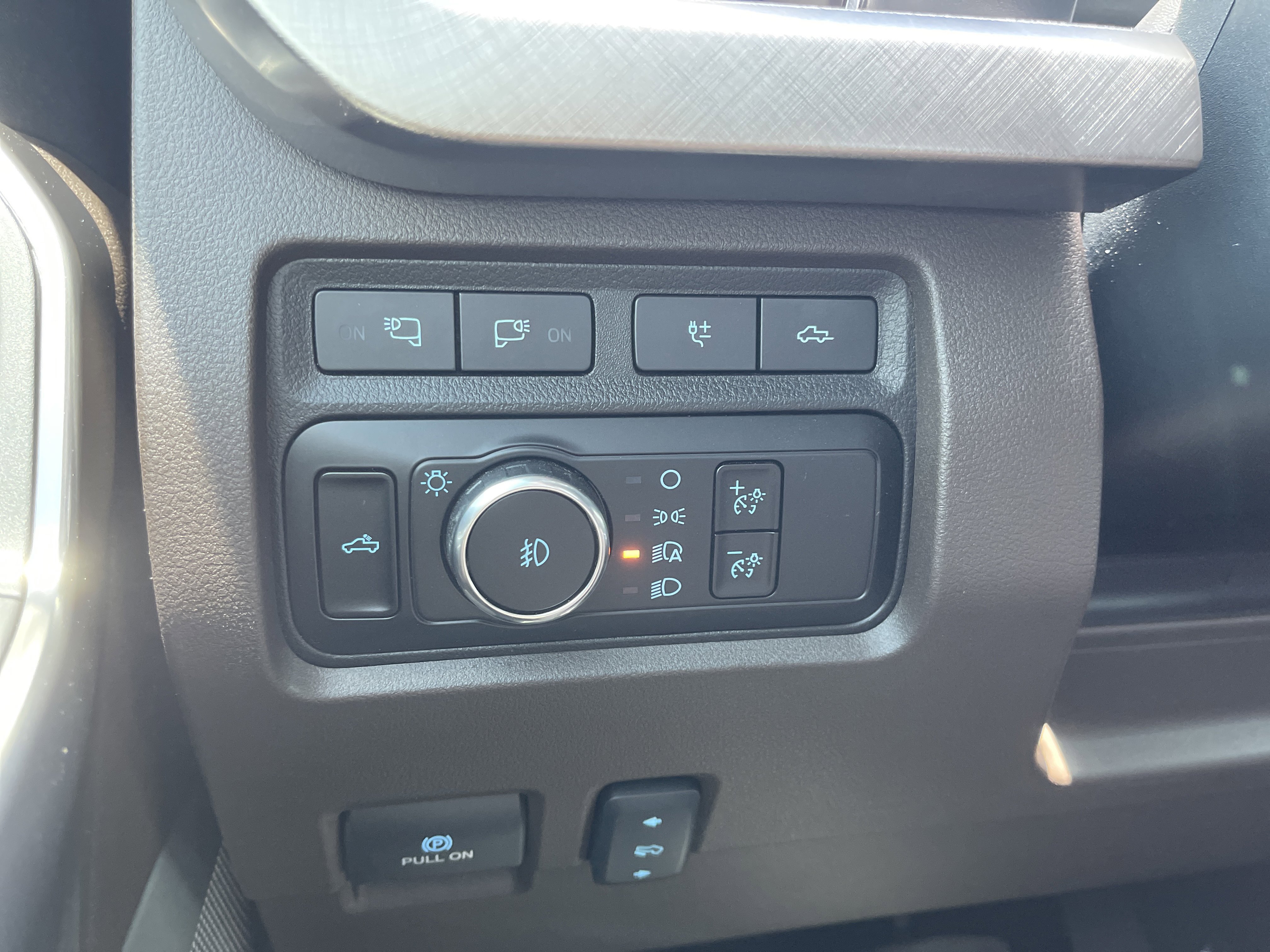 Used 2024 Ford F250 King Ranch w/ Chrome Package AWD/4WD image 20
