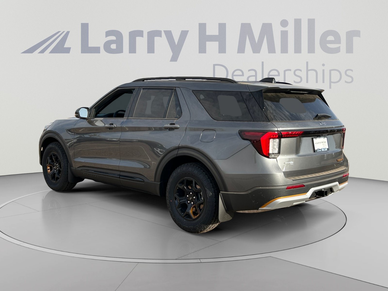 New 2026 Ford Explorer Tremor w/ Tremor Ultimate Package AWD/4WD image 3