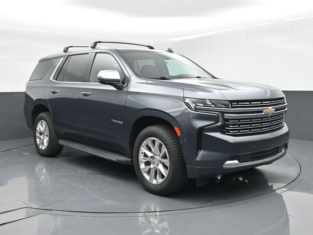 Used 2021 Chevrolet Tahoe Premier w/ Premium Package RWD image 2