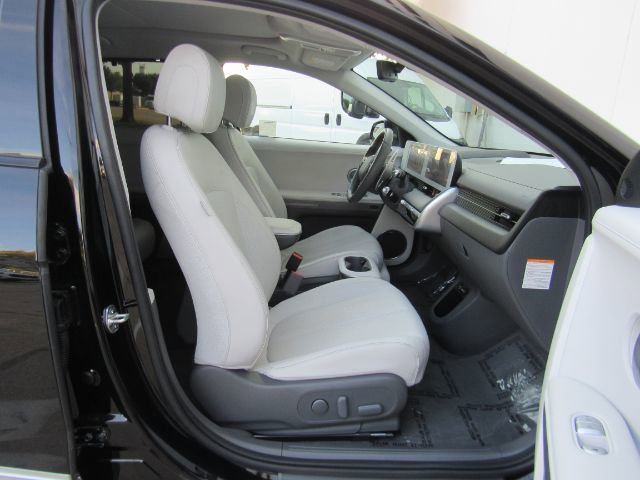 Used 2023 Hyundai Ioniq 5 Limited w/ Cargo Package image 20
