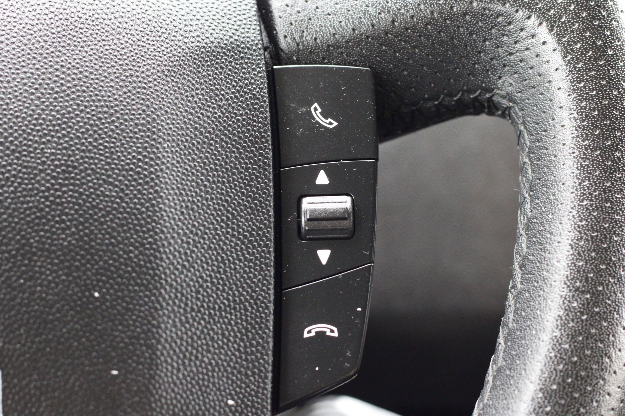 Used 2014 RAM ProMaster 2500 w/ Interior Convenience Group image 17