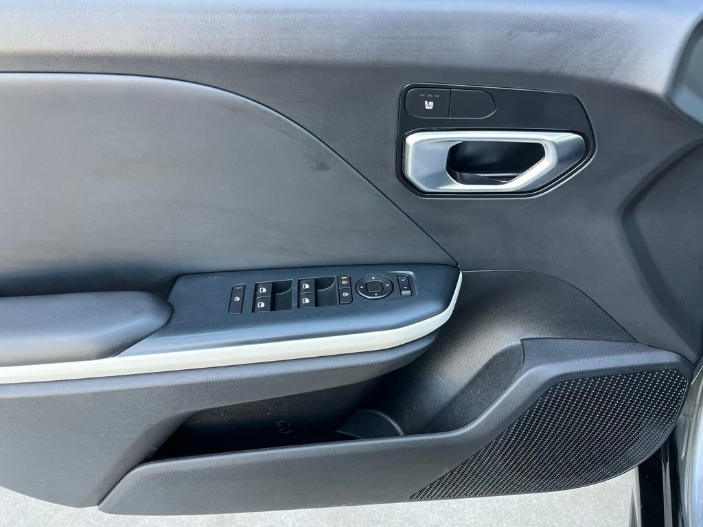 Used 2025 Kia K4 GT-Line image 19