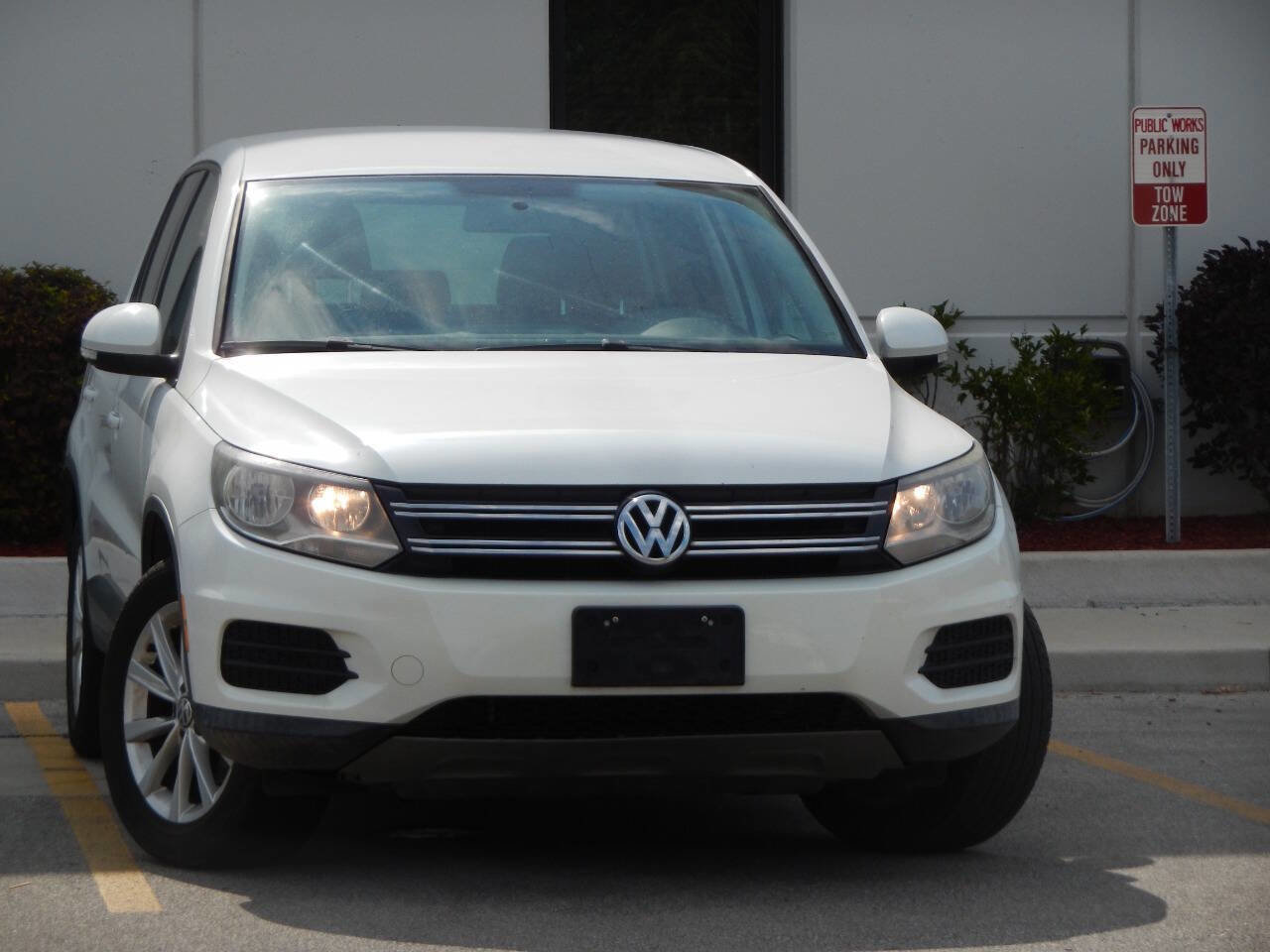 Used 2014 Volkswagen Tiguan SE image 5