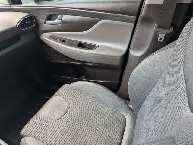 Used 2019 Hyundai Santa Fe SE image 17