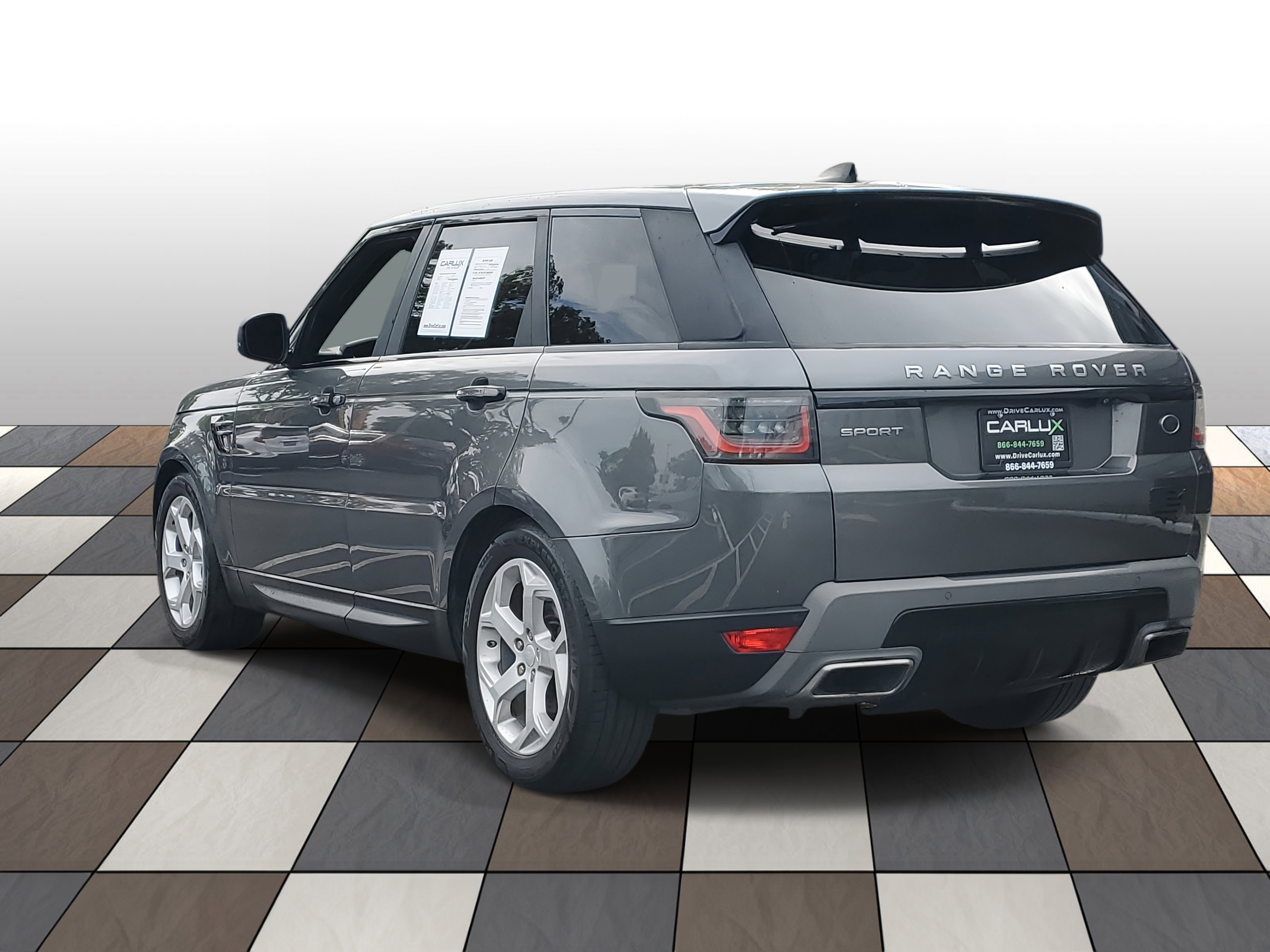 Used 2018 Land Rover Range Rover Sport SE AWD/4WD image 4