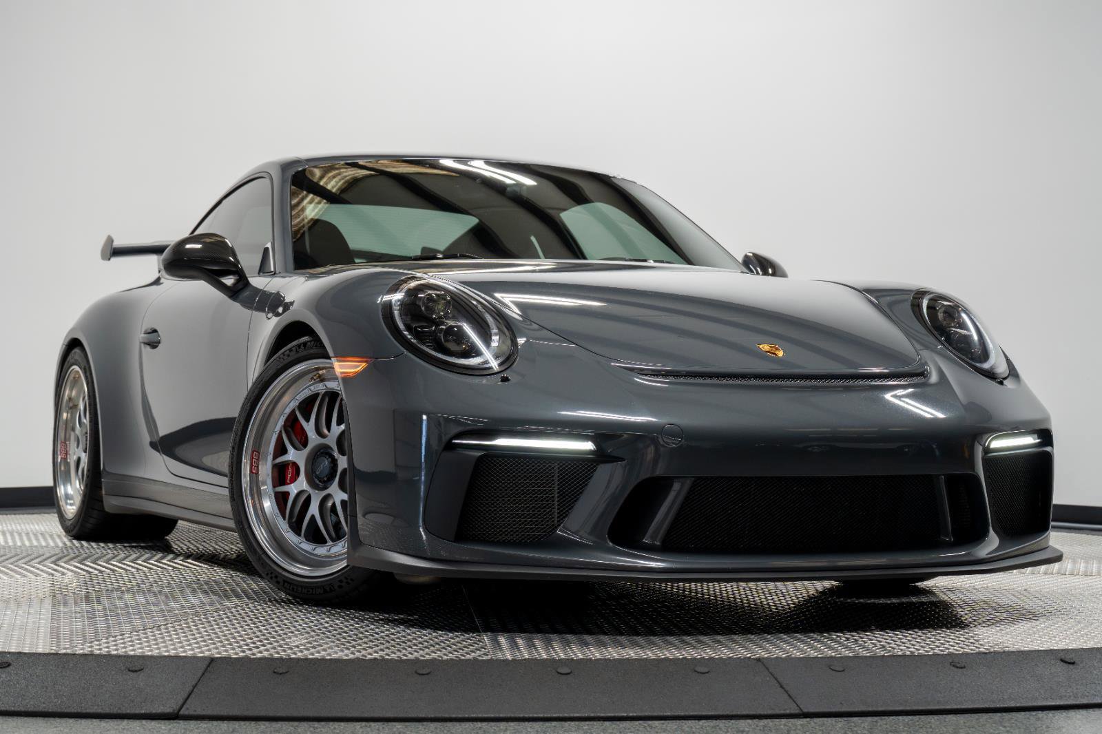 Used 2018 Porsche 911 GT3 image 32