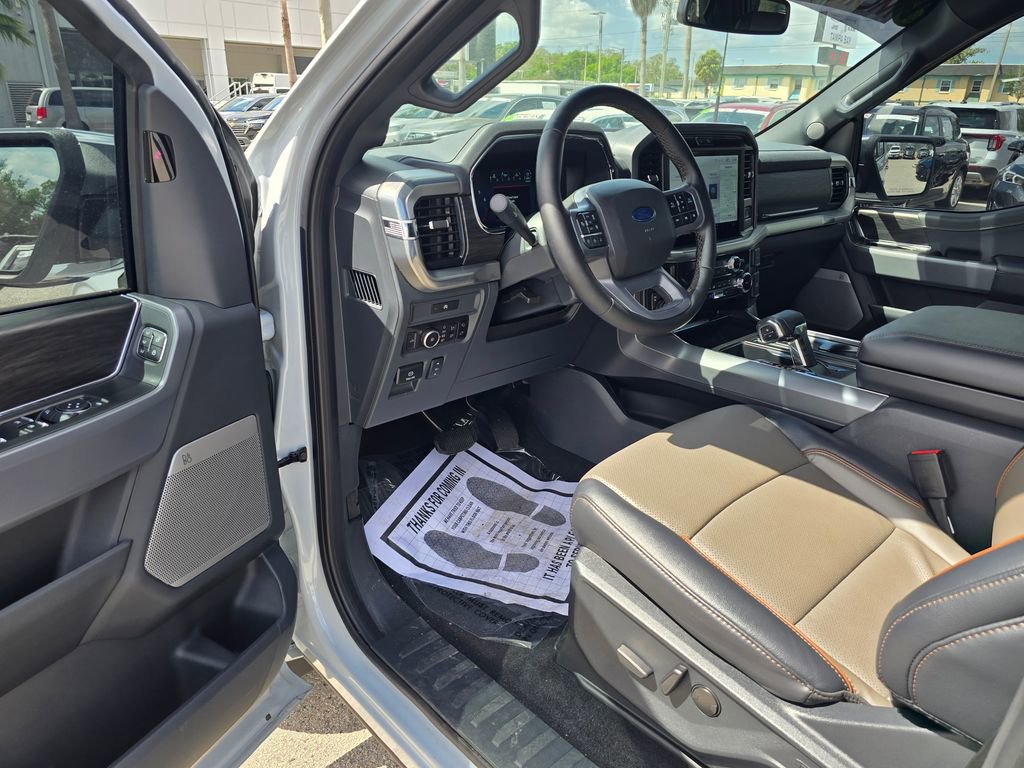 Used 2025 Ford F150 Lariat w/ FX4 Off-Road Package image 17