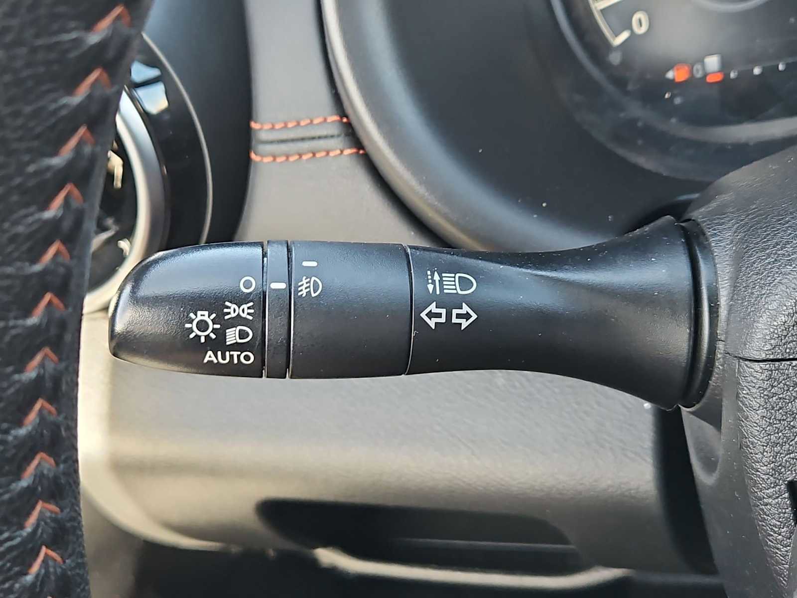 Used 2021 Nissan Kicks SR w/ Interior Electronics Package image 26