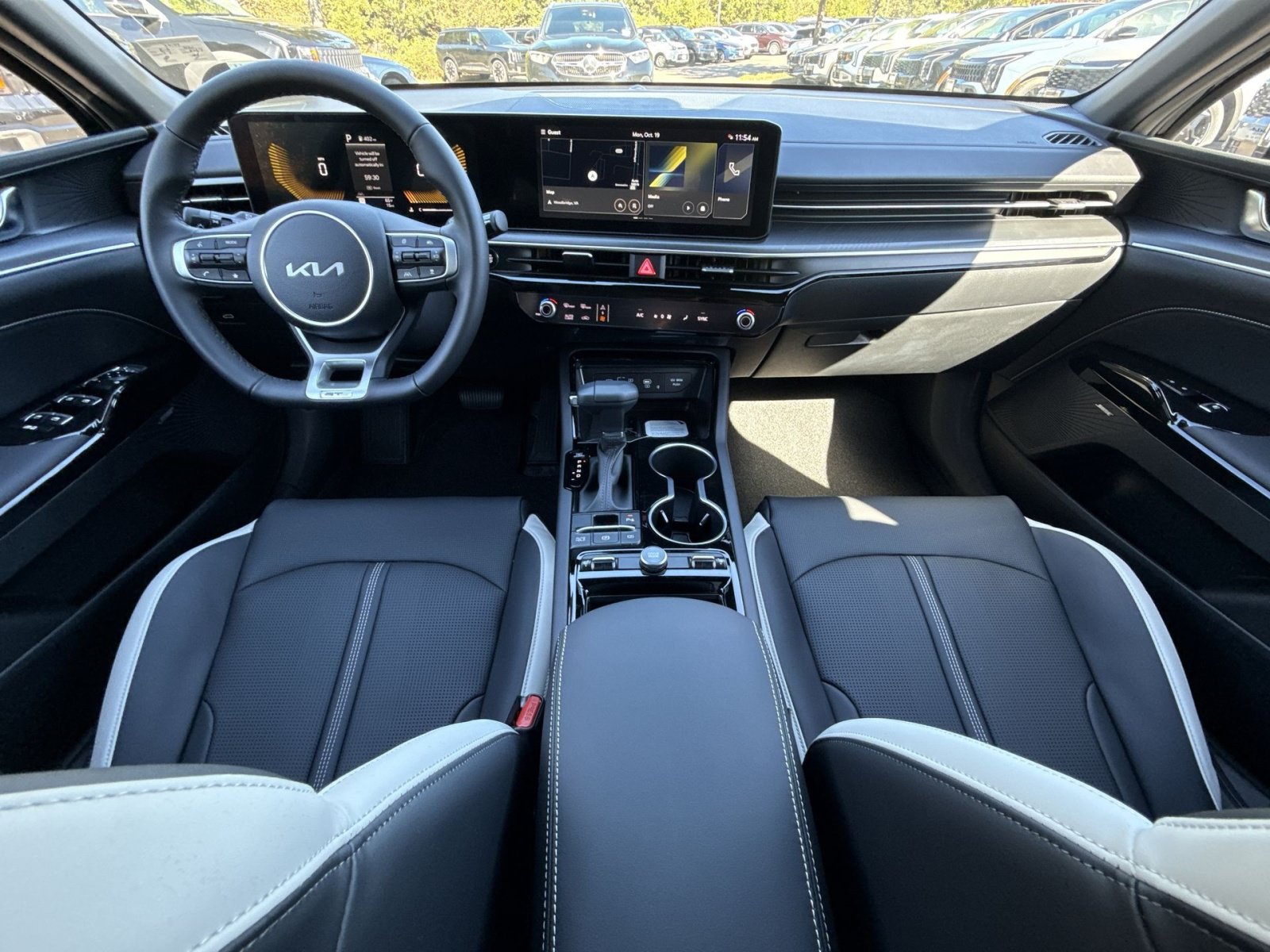 New 2027 Kia K5 GT-Line FWD image 27