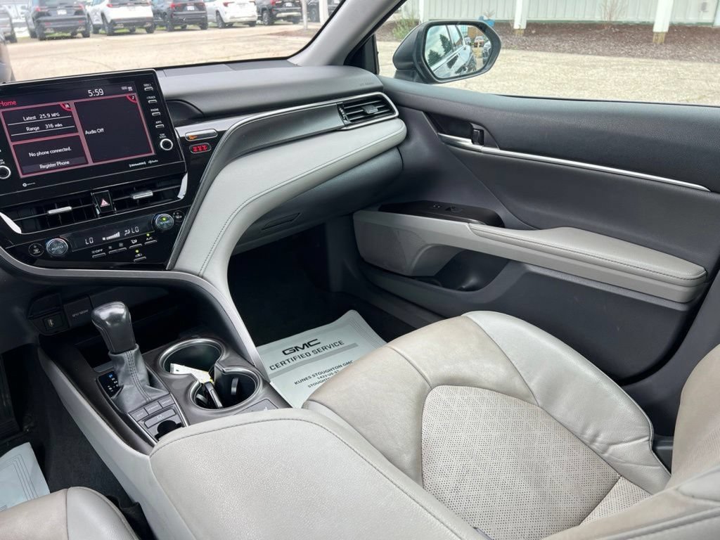 Used 2024 Toyota Camry XSE FWD image 35