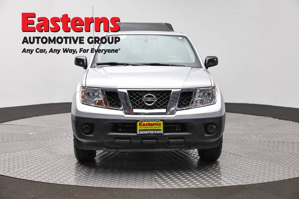 Used 2019 Nissan Frontier S RWD image 2