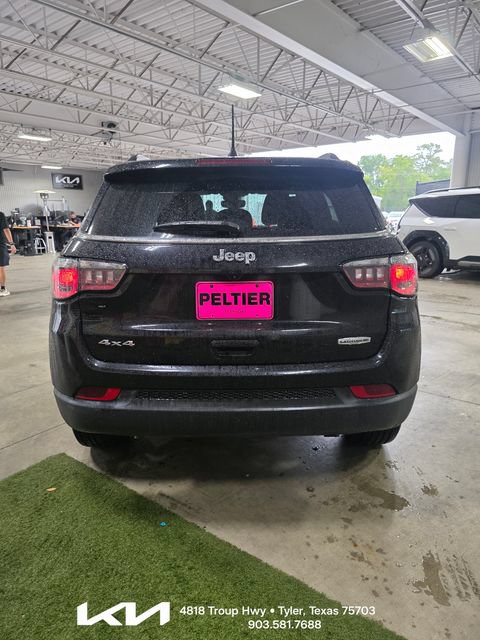 Used 2023 Jeep Compass Latitude AWD/4WD image 15